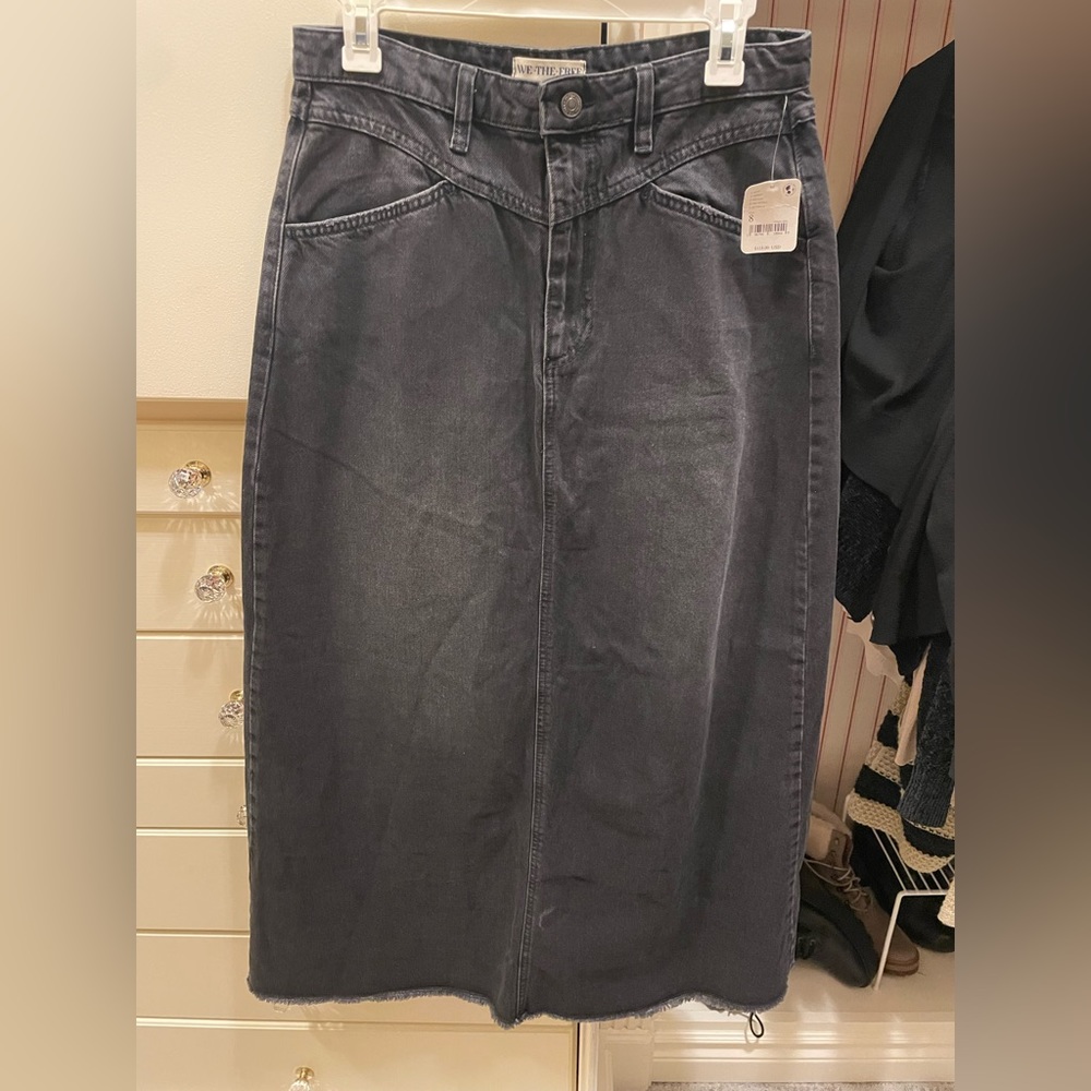 Free people black denim midi skirt. NWT size 8